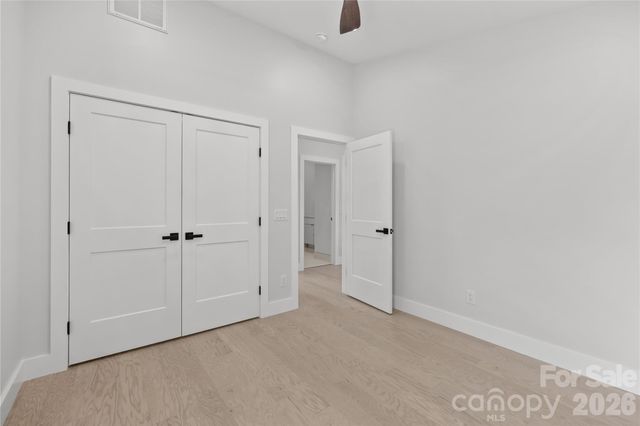 89 Oakley Road, Asheville, NC 28803
