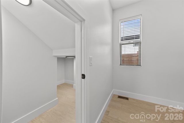 89 Oakley Road, Asheville, NC 28803