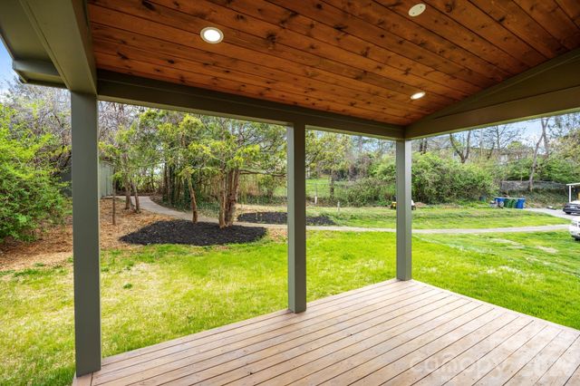 89 Oakley Road, Asheville, NC 28803