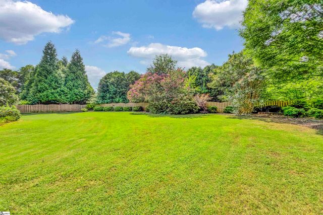 15 Fox Hunt Lane, Greer, SC 29651