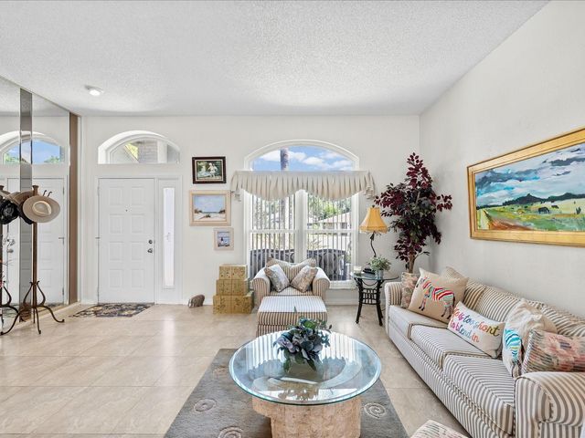 7444 BREAKERS COURT, Spring Hill, FL 34606