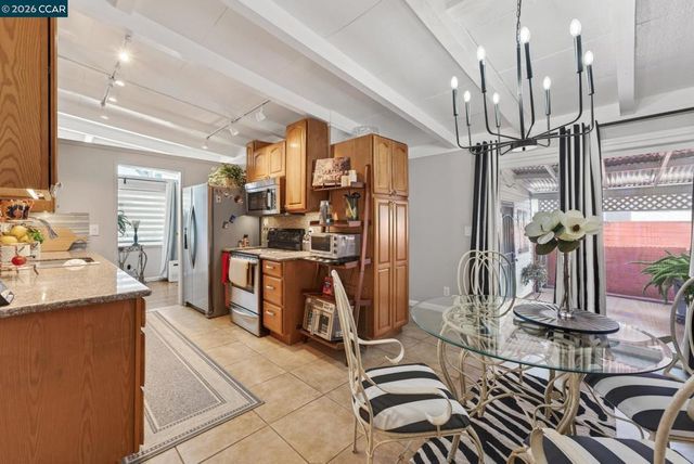 380 Alhambra Ave, Vallejo, CA 94591