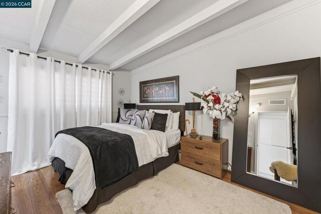 380 Alhambra Ave, Vallejo, CA 94591