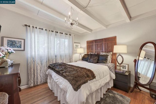 380 Alhambra Ave, Vallejo, CA 94591