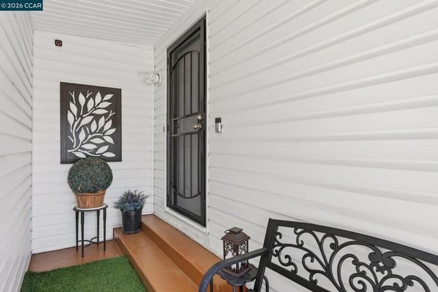 380 Alhambra Ave, Vallejo, CA 94591