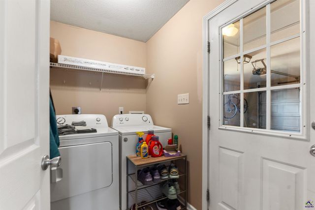 221 Wembley Drive, Warner Robins, GA 31088