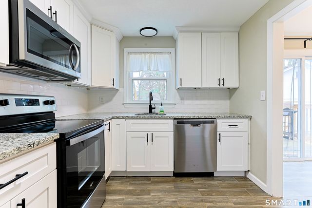 15 Anna Drive, Wallingford, CT 06492