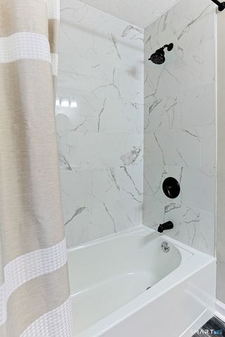 15 Anna Drive, Wallingford, CT 06492