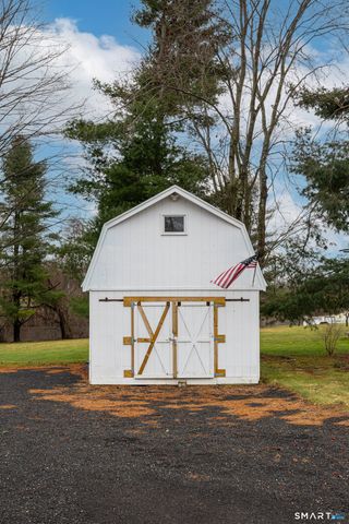 15 Anna Drive, Wallingford, CT 06492