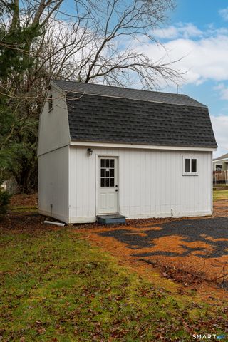 15 Anna Drive, Wallingford, CT 06492