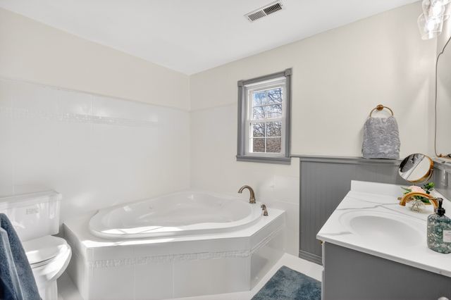 175 Dry Weakley Rd, Ethridge, TN 38456