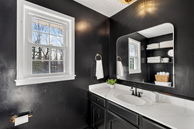 175 Dry Weakley Rd, Ethridge, TN 38456