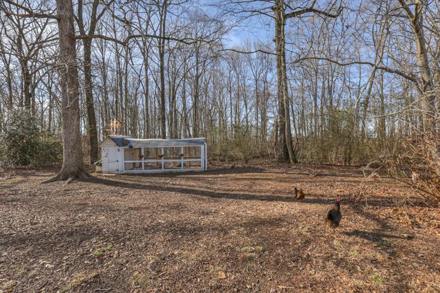 175 Dry Weakley Rd, Ethridge, TN 38456