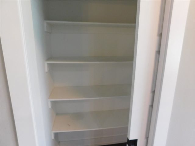 2240 W Moore Lane, Fayetteville, AR 72704