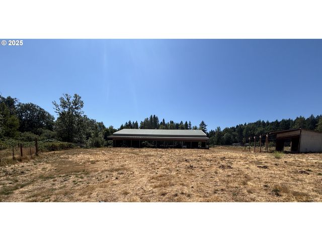 1931 SLEEPY HOLLOW Loop, Grants Pass, OR 97527