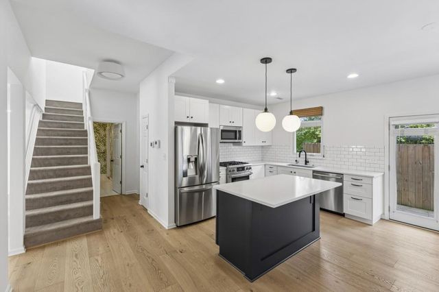 846 Saint Charles Avenue NE B, Atlanta, GA 30306