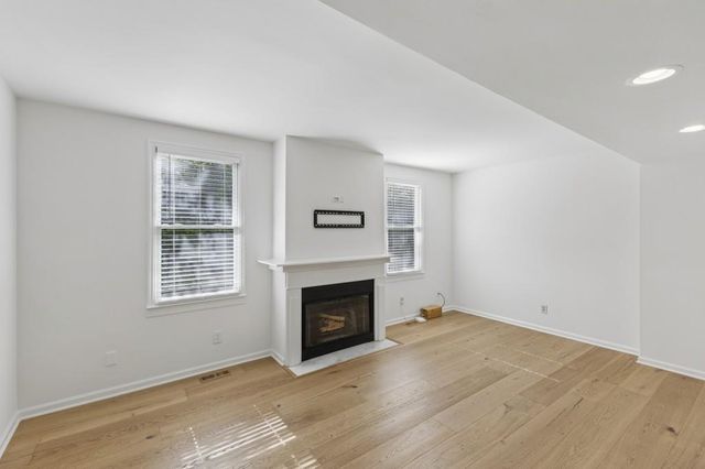 846 Saint Charles Avenue NE B, Atlanta, GA 30306