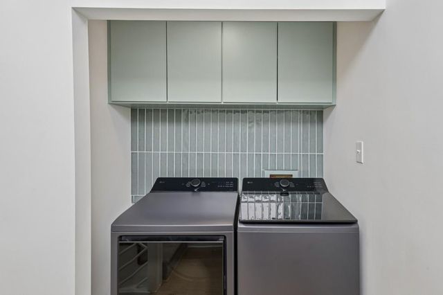 846 Saint Charles Avenue NE B, Atlanta, GA 30306