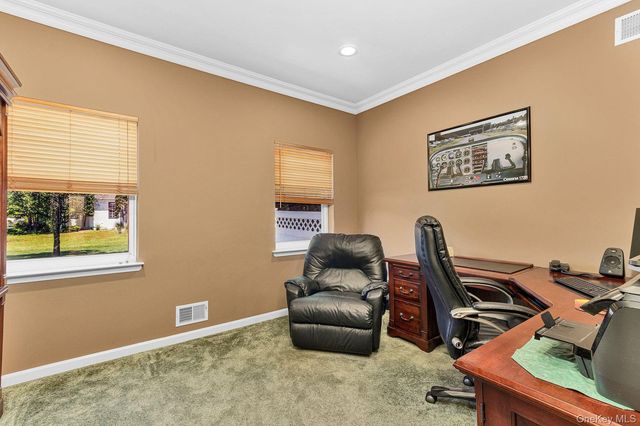 9 Redwood Lane, Miller Place, NY 11764