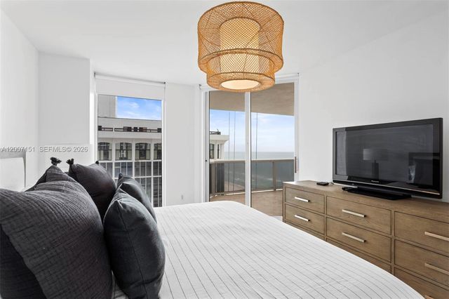 4779 Collins Ave 1908, Miami Beach, FL 33140