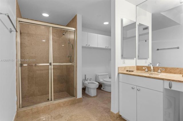 4779 Collins Ave 1908, Miami Beach, FL 33140