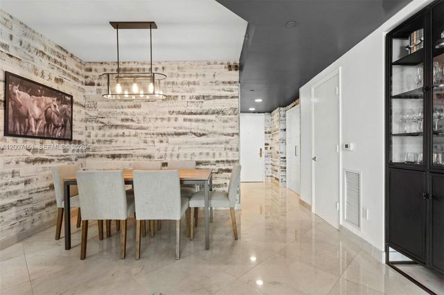 4779 Collins Ave 1908, Miami Beach, FL 33140