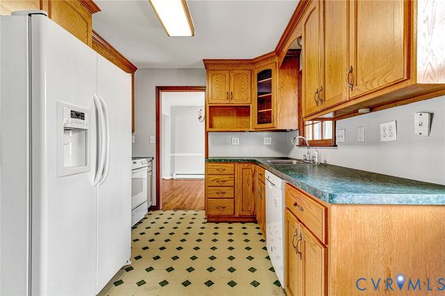 10247 Finlandia Ln, Mechanicsville, VA 23116