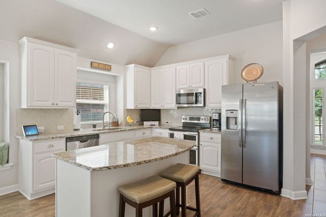 340 Cortijo, Cibolo, TX 78108
