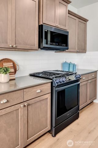 32359 Tolmie Lane, Black Diamond, WA 98010