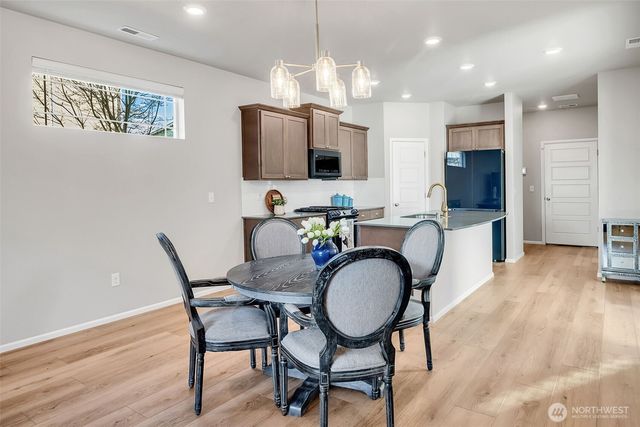 32359 Tolmie Lane, Black Diamond, WA 98010