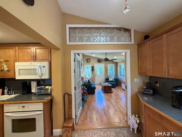214 North Hoadley Street, Naugatuck, CT 06770
