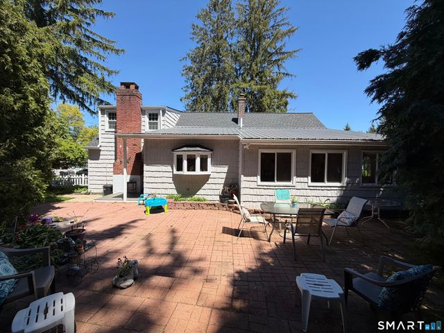 214 North Hoadley Street, Naugatuck, CT 06770