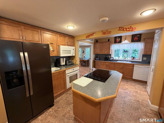 214 North Hoadley Street, Naugatuck, CT 06770
