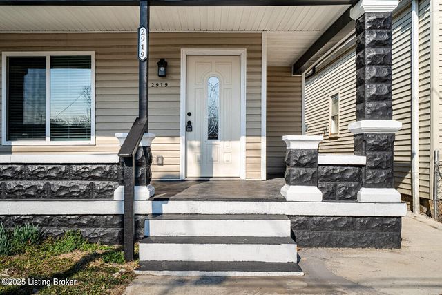 2919 Montgomery St, Louisville, KY 40212