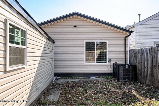 2919 Montgomery St, Louisville, KY 40212