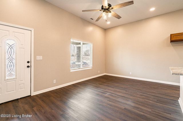 2919 Montgomery St, Louisville, KY 40212