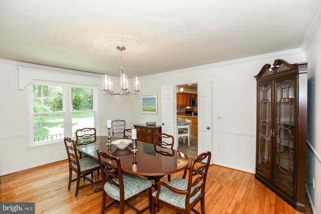 8712 SEVEN LOCKS RD, Bethesda, MD 20817