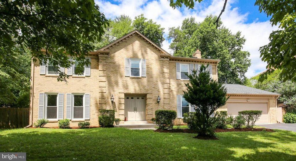 8712 SEVEN LOCKS RD, Bethesda, MD 20817