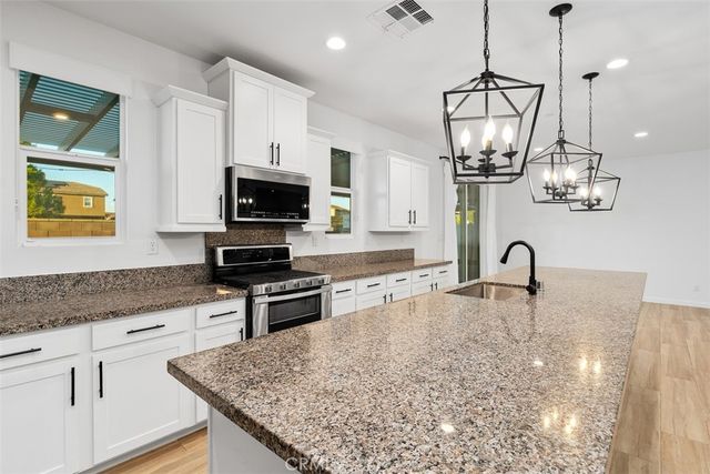 29120 Tanoak, Lake Elsinore, CA 92530