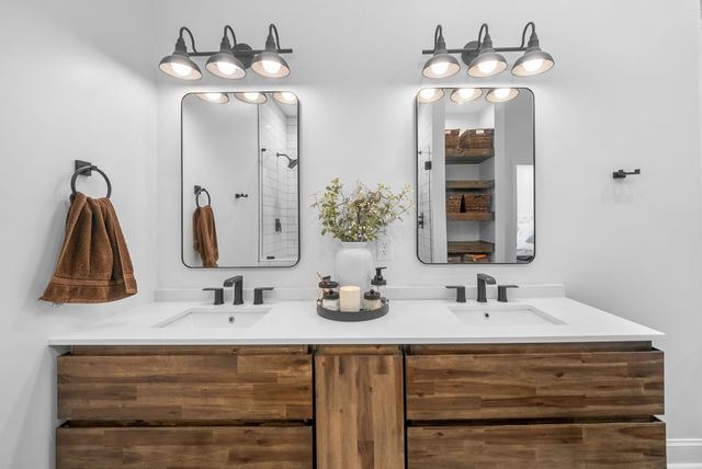 1509 Rembrandt Dr, Clarksville, TN 37040