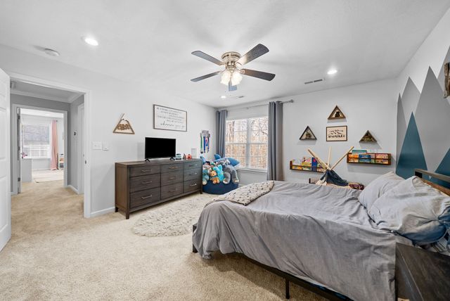 1509 Rembrandt Dr, Clarksville, TN 37040