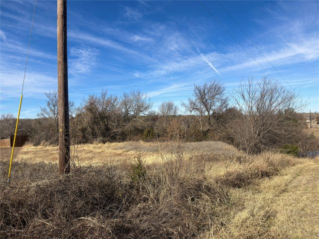 109 Colonial Creek Lane, Weatherford, TX 76088