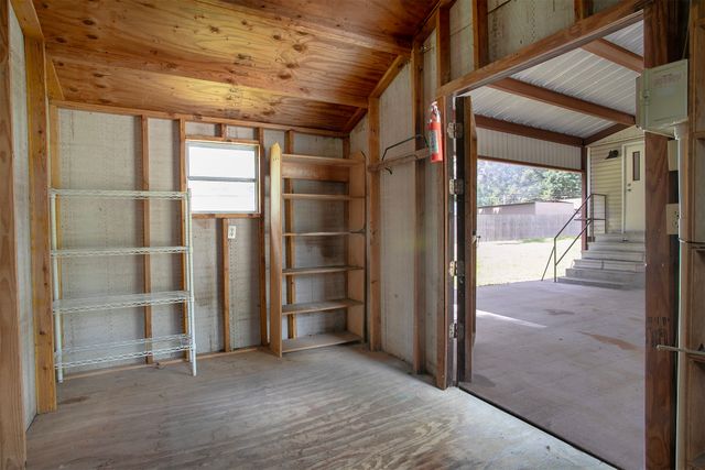 20573 Kingsley Circle, Chandler, TX 75758