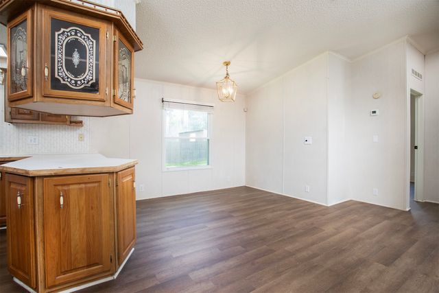 20573 Kingsley Circle, Chandler, TX 75758