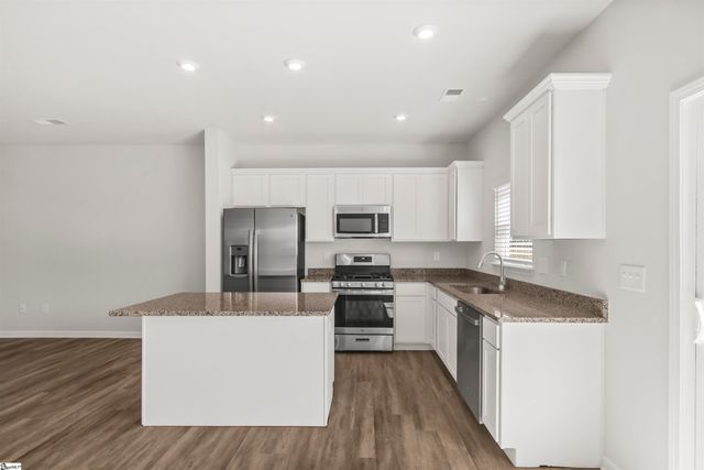120 Crystal Peak Lane, Simpsonville, SC 29680