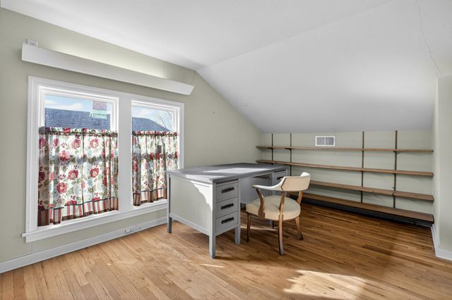 939 N Litchfield Ave, Wichita, KS 67203