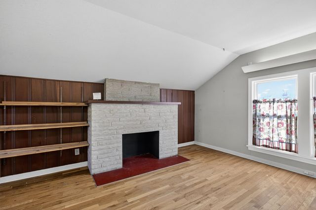 939 N Litchfield Ave, Wichita, KS 67203