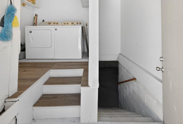 939 N Litchfield Ave, Wichita, KS 67203