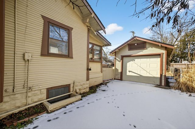 939 N Litchfield Ave, Wichita, KS 67203