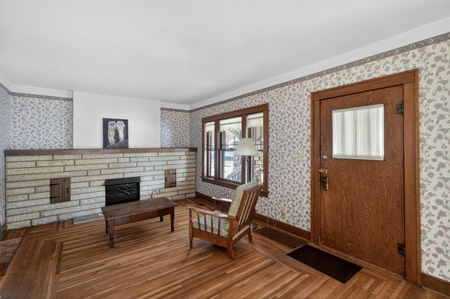 939 N Litchfield Ave, Wichita, KS 67203